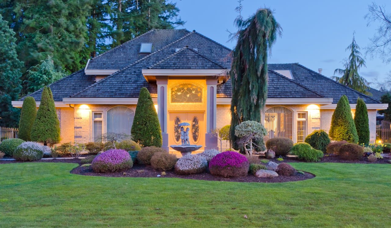 The Emotional Power of Beautiful Landscaping in Home Sales