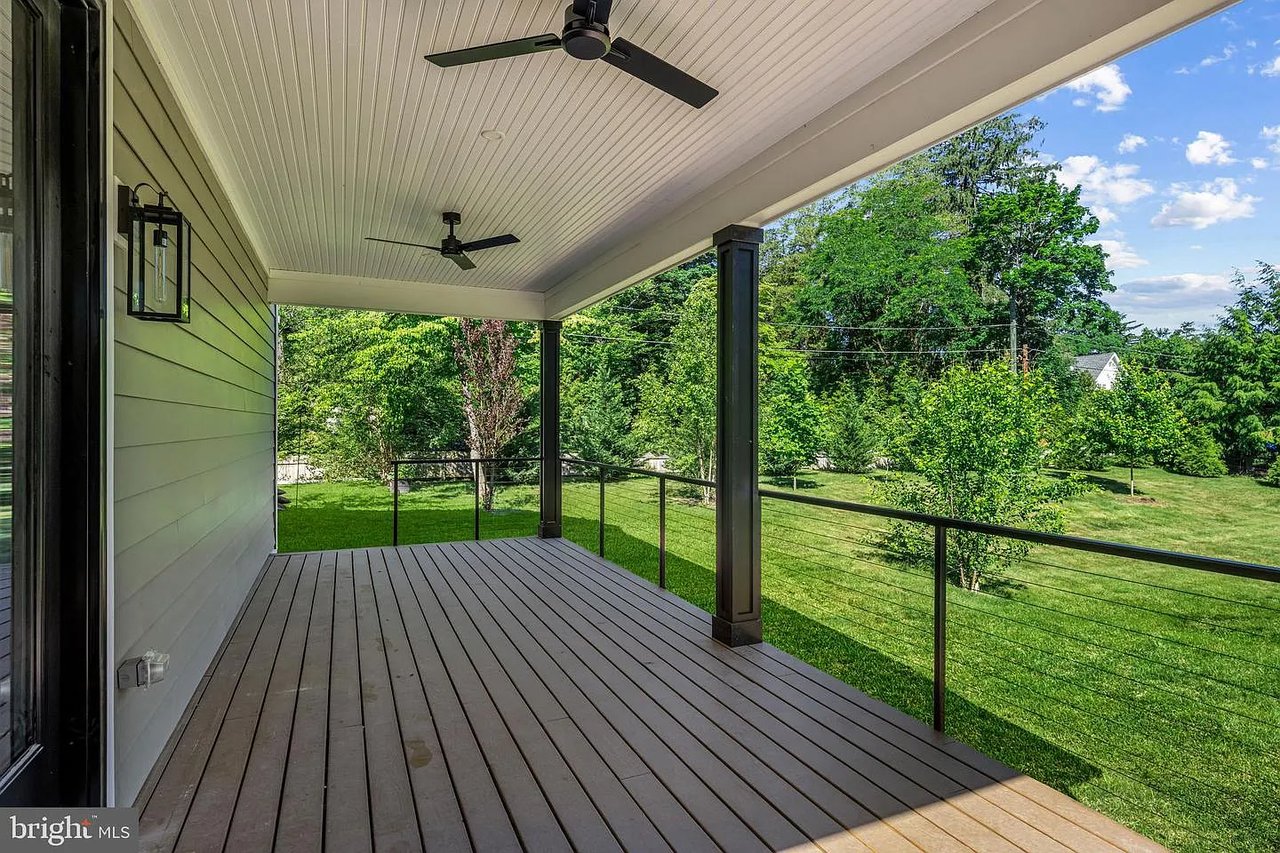 319 E Central Ave, Moorestown, NJ 08057
