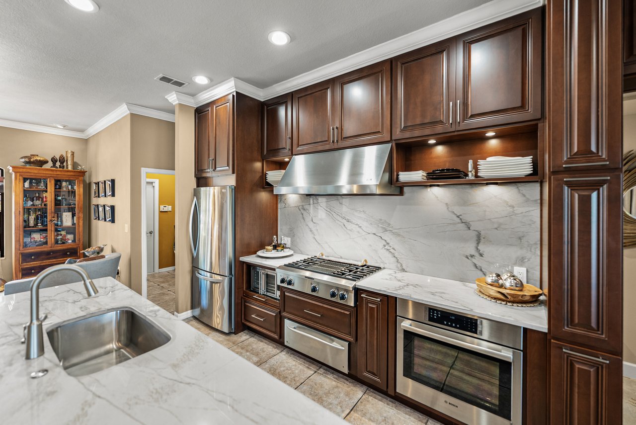 13247 THOROUGHBRED DR