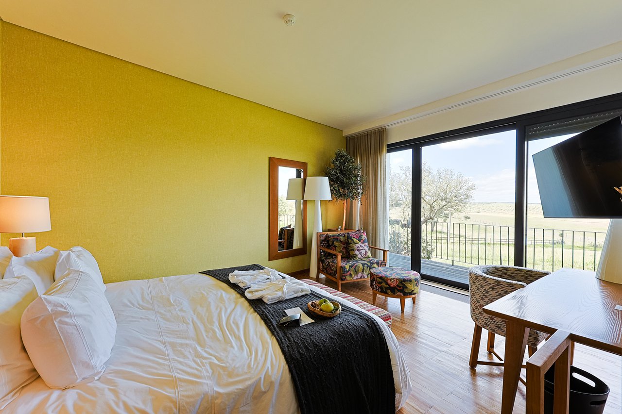 Luxury Wellness & Sports Retreat in Portugal with Expansion Upside & €1M+ Revenue
