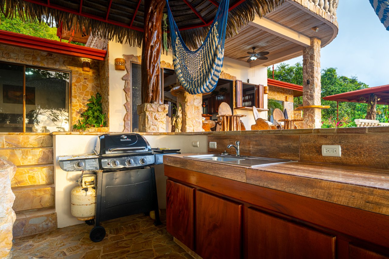 Castillo Puesta del Sol, Escalares - 