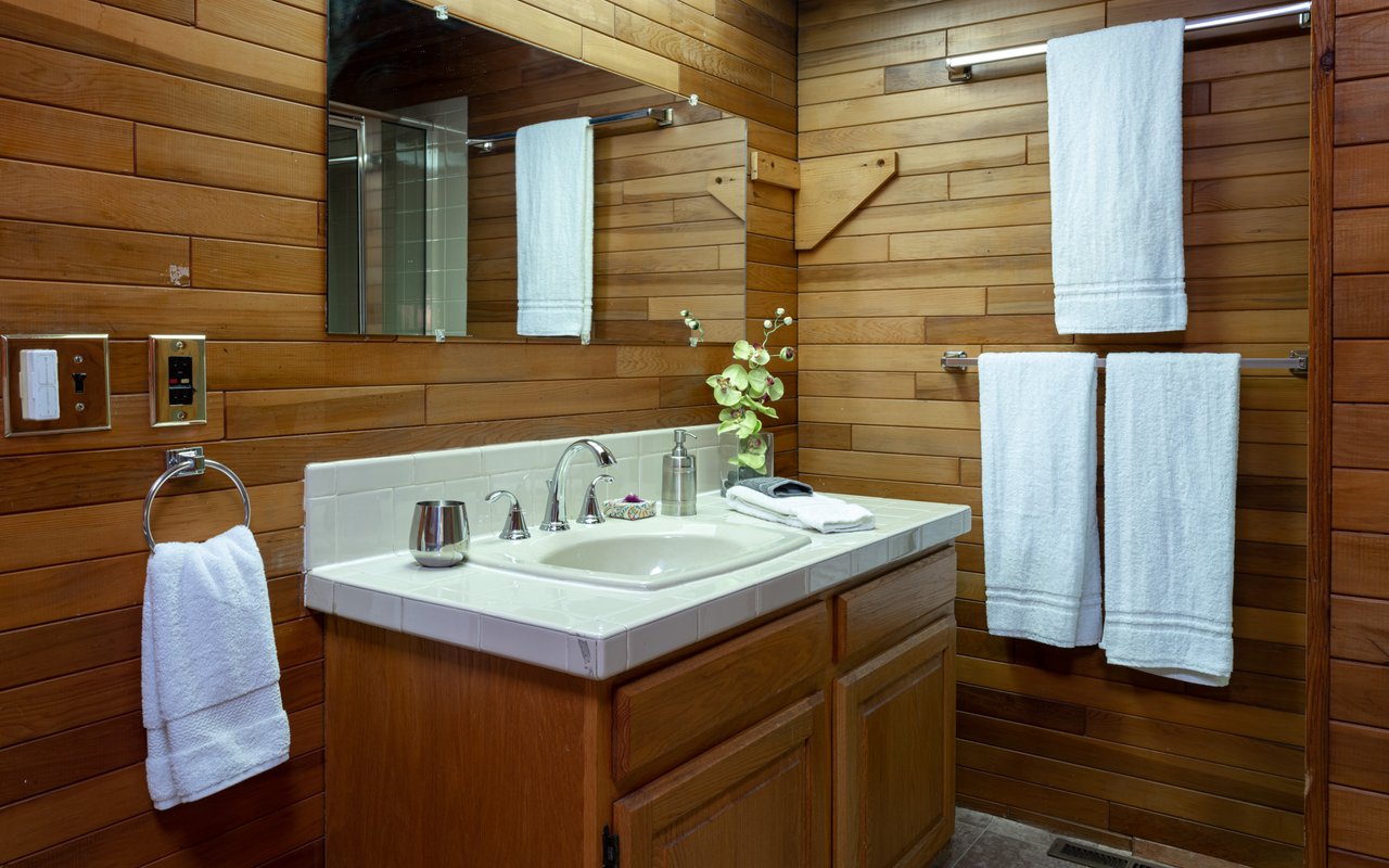 1166 Cherryvale Road