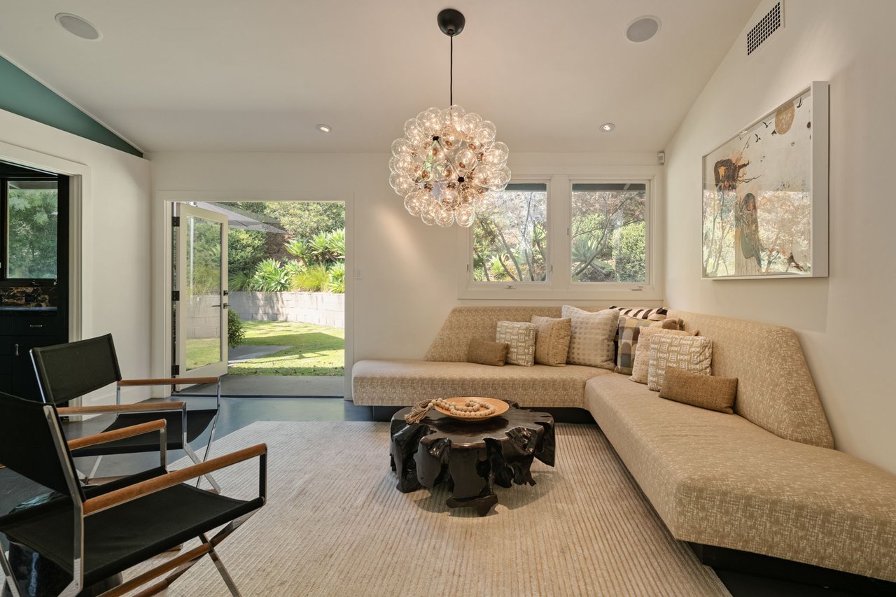 7535 Lolina Ln, Hollywood Hills