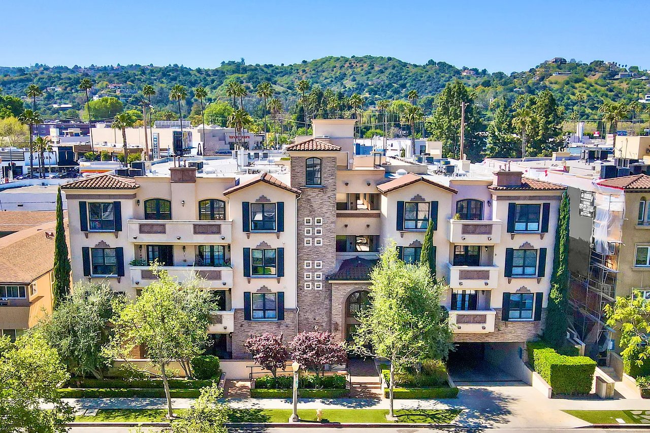 12026 Hoffman St, #302