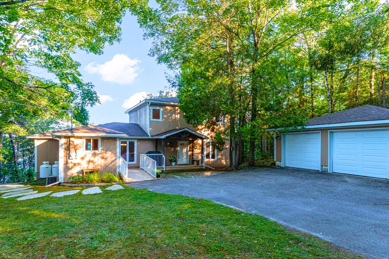 Luxury In Muskoka