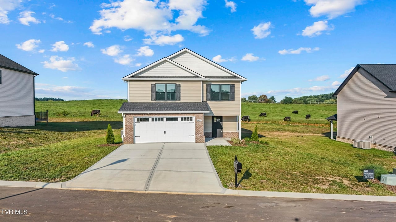 The Bend at Walnut Springs