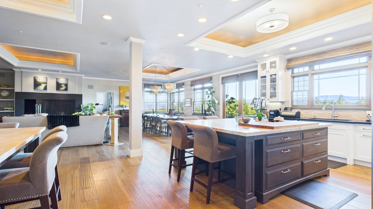 The Pezzy King Estate