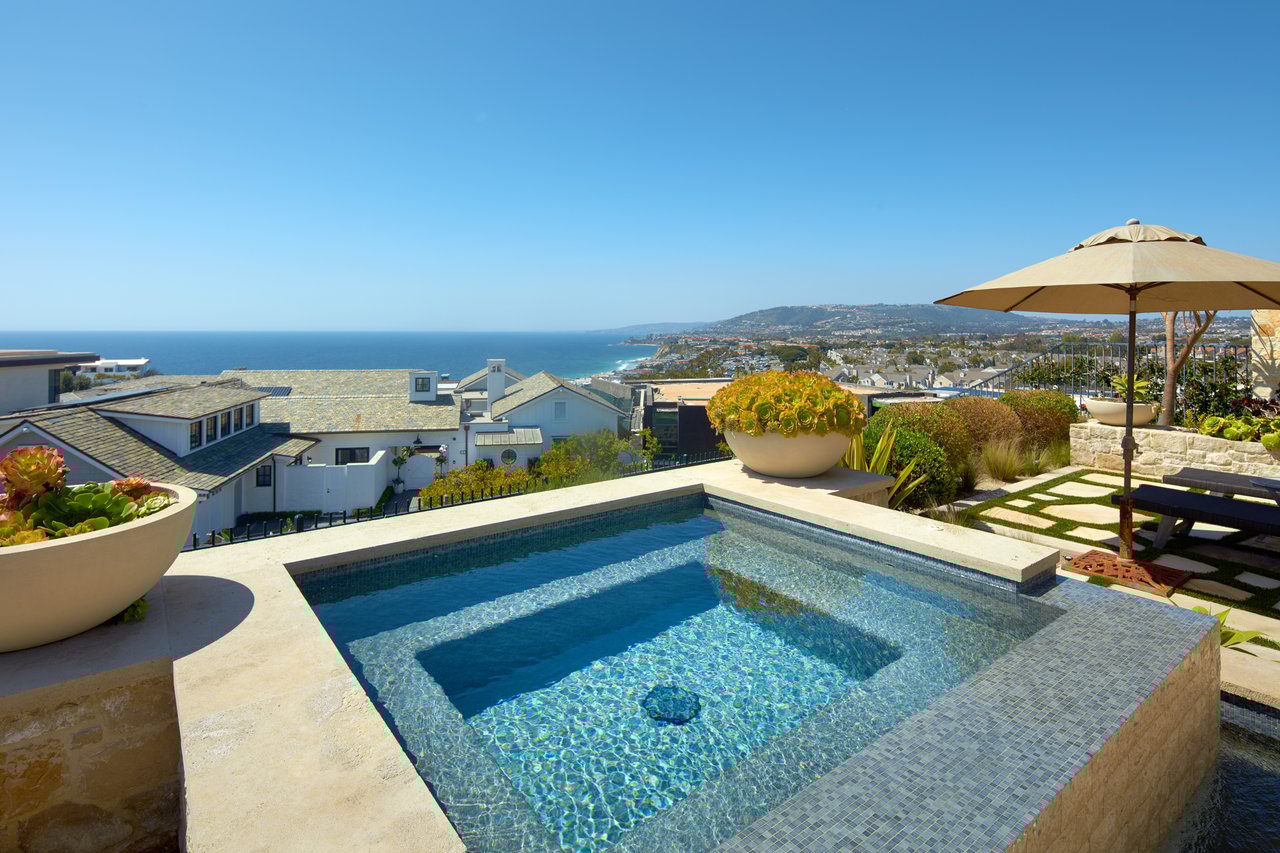 17 Pacific Ridge Place