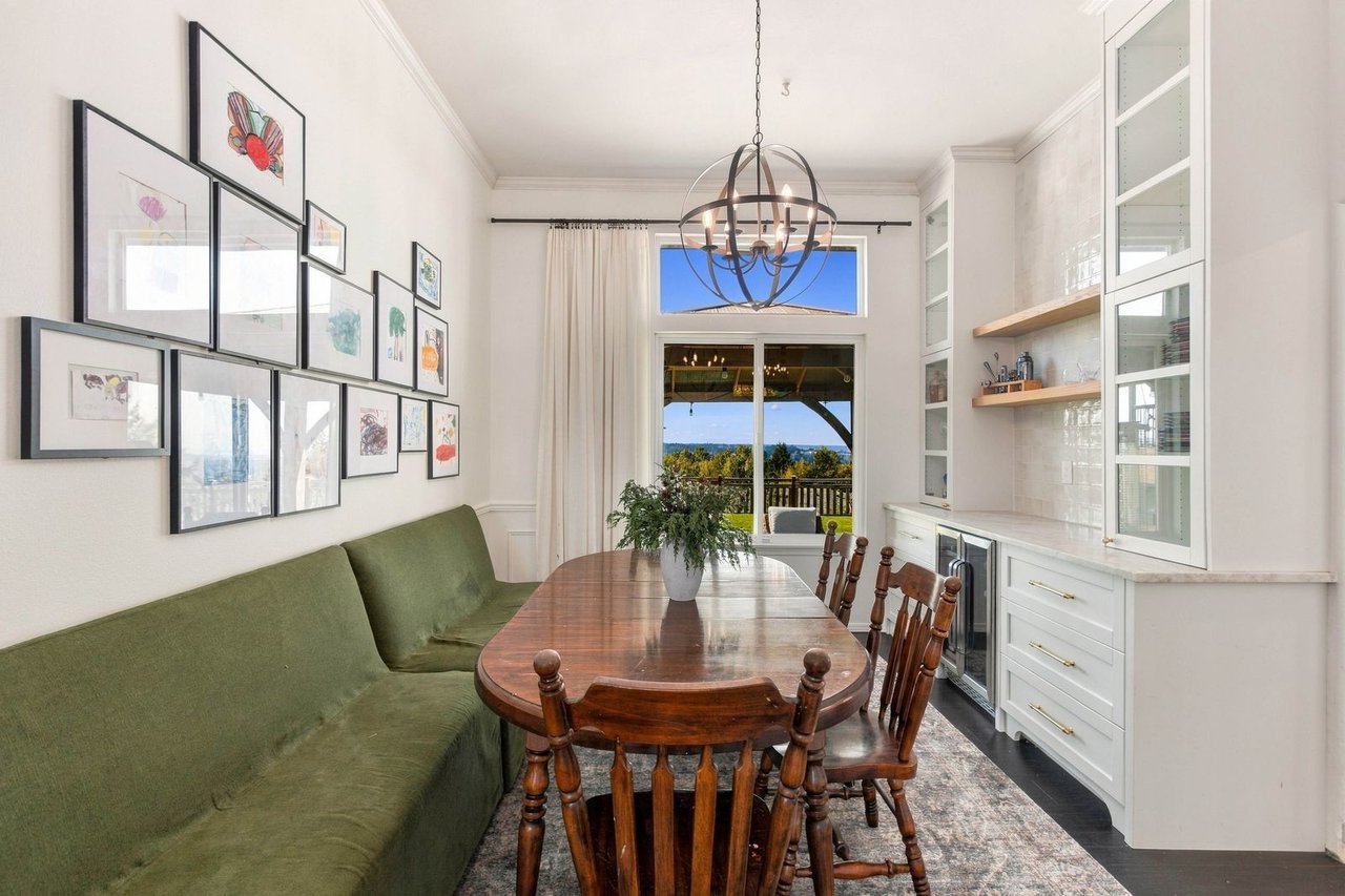 Sky Island Lifestyle Sweeping Valley Views