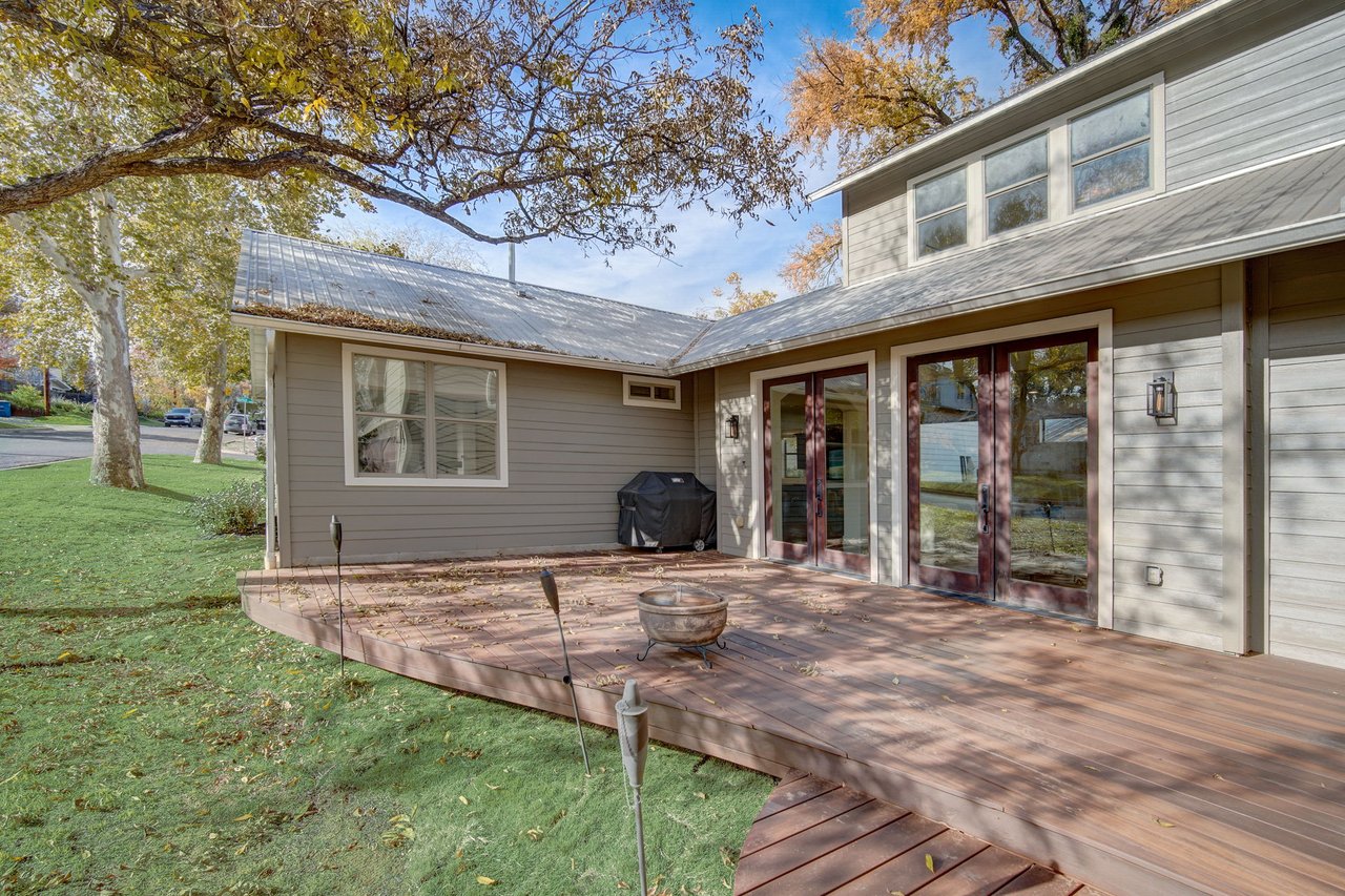 1411 Burford Pl