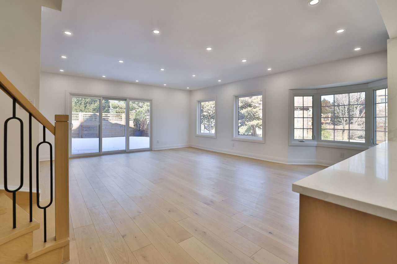 63 Tradewind Drive, Oakville