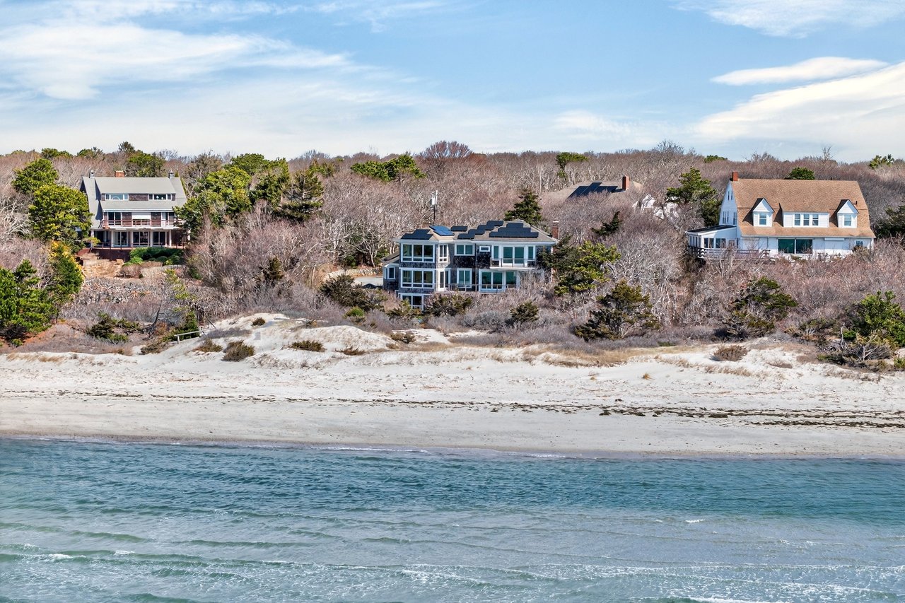 Beachfront Offering in West Hyannisport