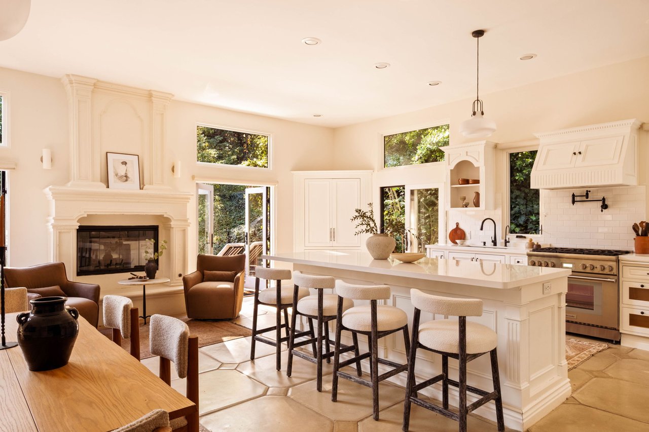 7750 Woodrow Wilson Dr, Hollywood Hills