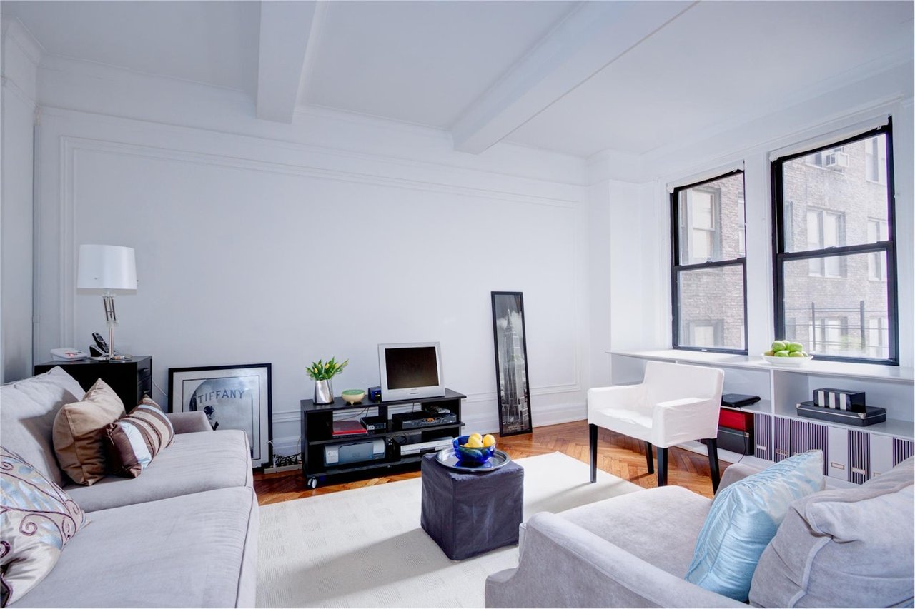 175 W 73rd St, #6A