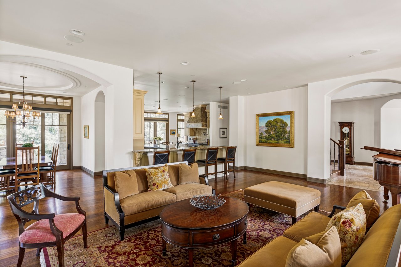 1285 Meadow Place