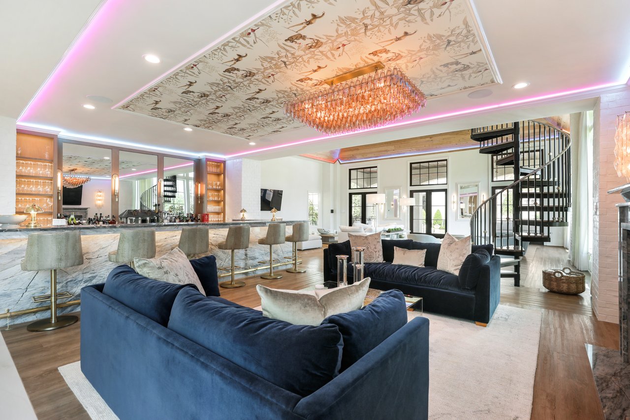 119 Cardinal Ln