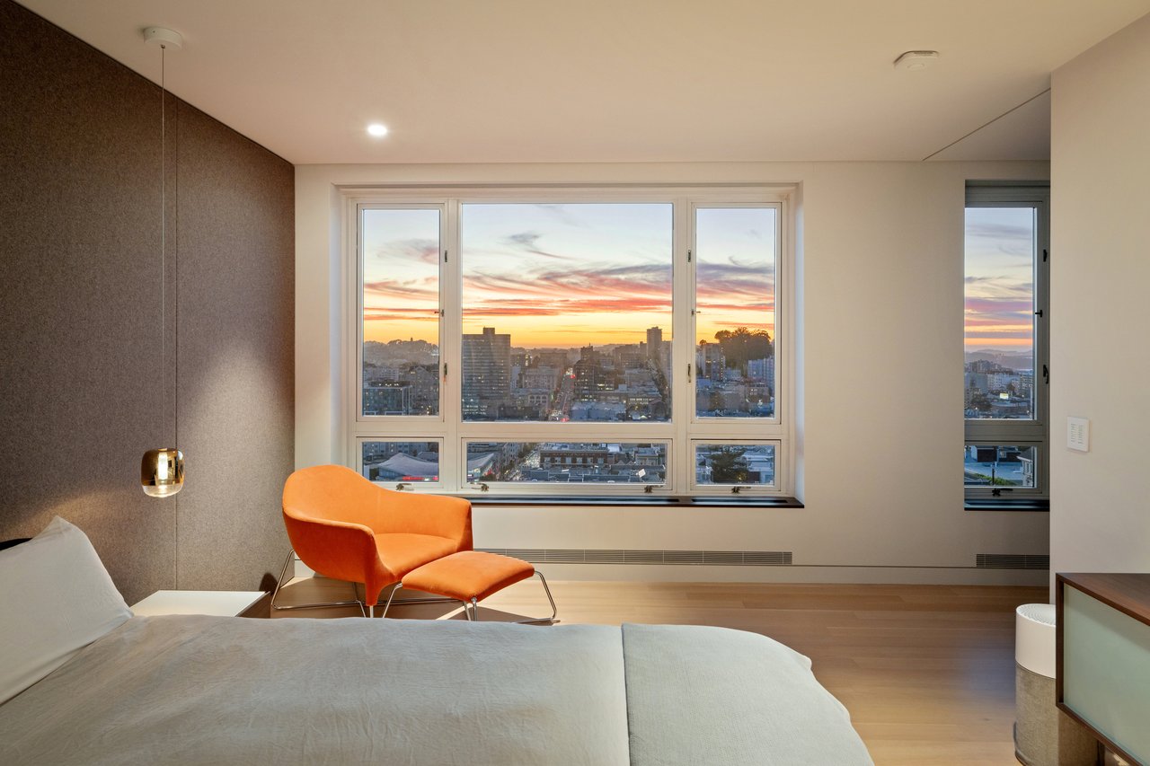 Showcase Apartment on Nob Hill