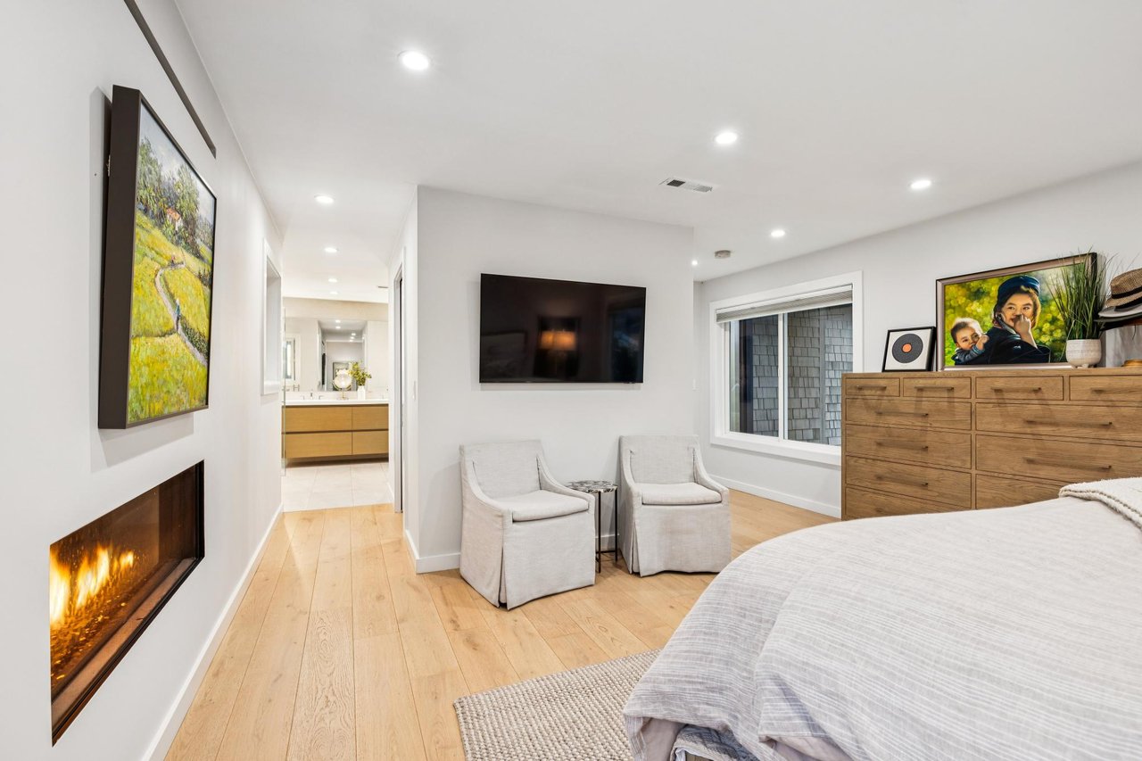 Luxurious Waterfront Home in Larkspur Marina