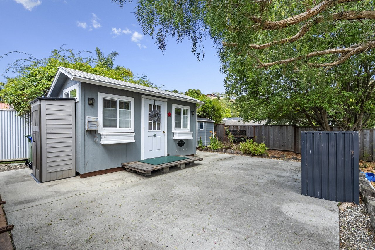 3999 Cherryvale Avenue | Soquel, California