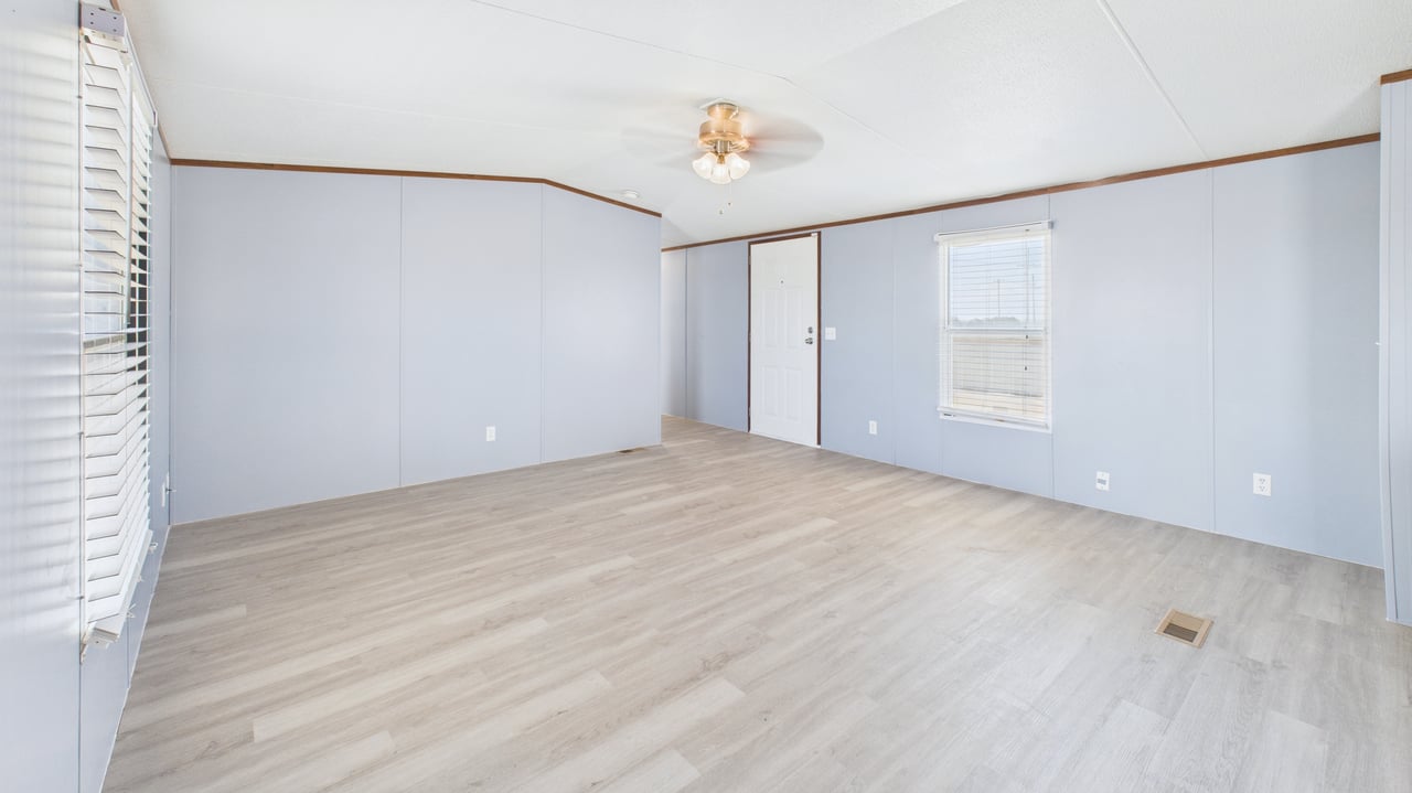 2115 W 45th St