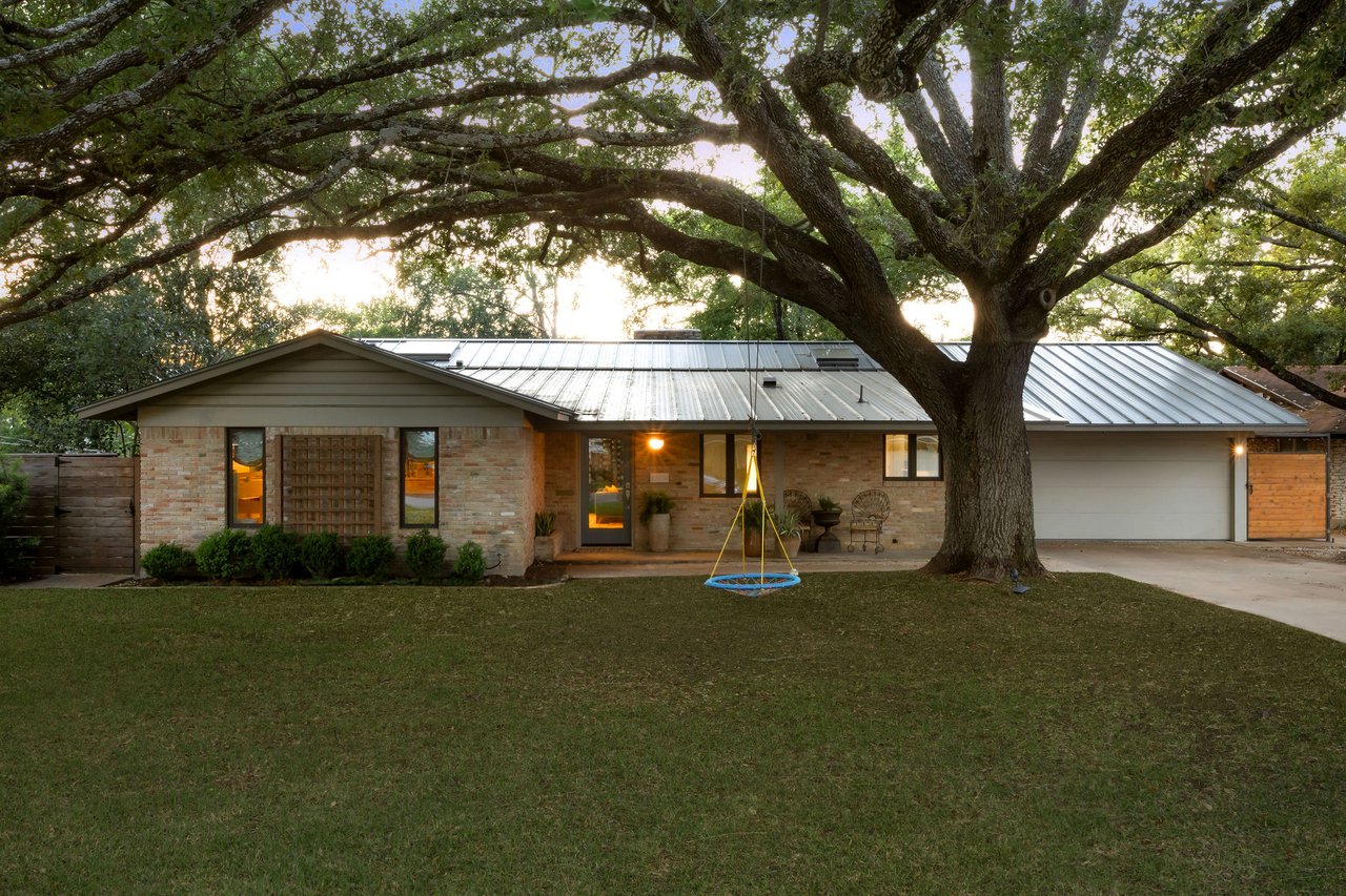Great Oaks Tree House