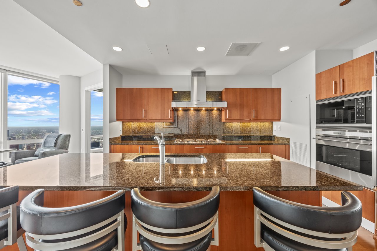 401 N Wabash Ave Unit 74D