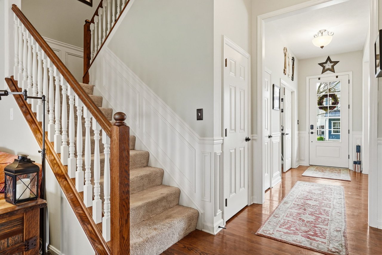 EXCLUSIVE LISTING  -  1234 Newbury Highland