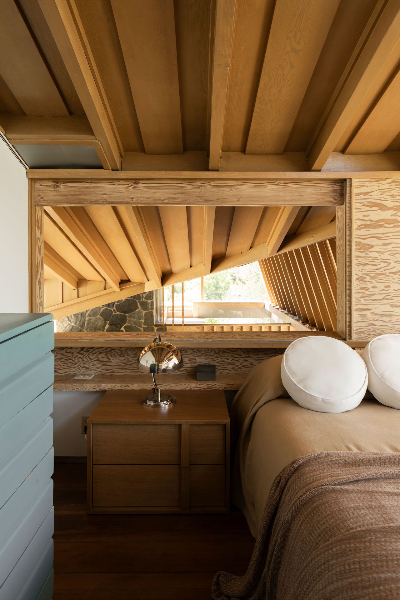 The Van Dekker House, Master architect R. M. Schindler