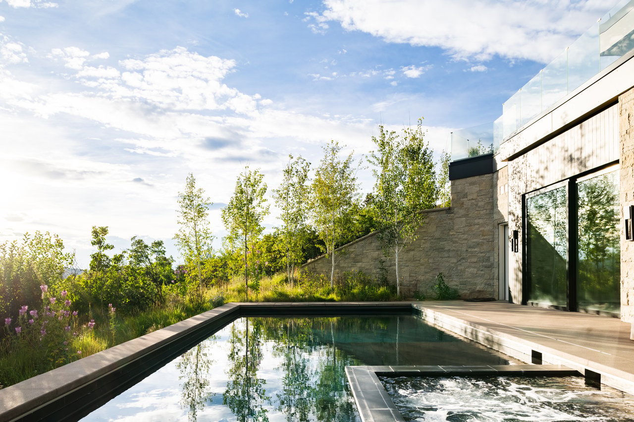 401 Carroll Drive