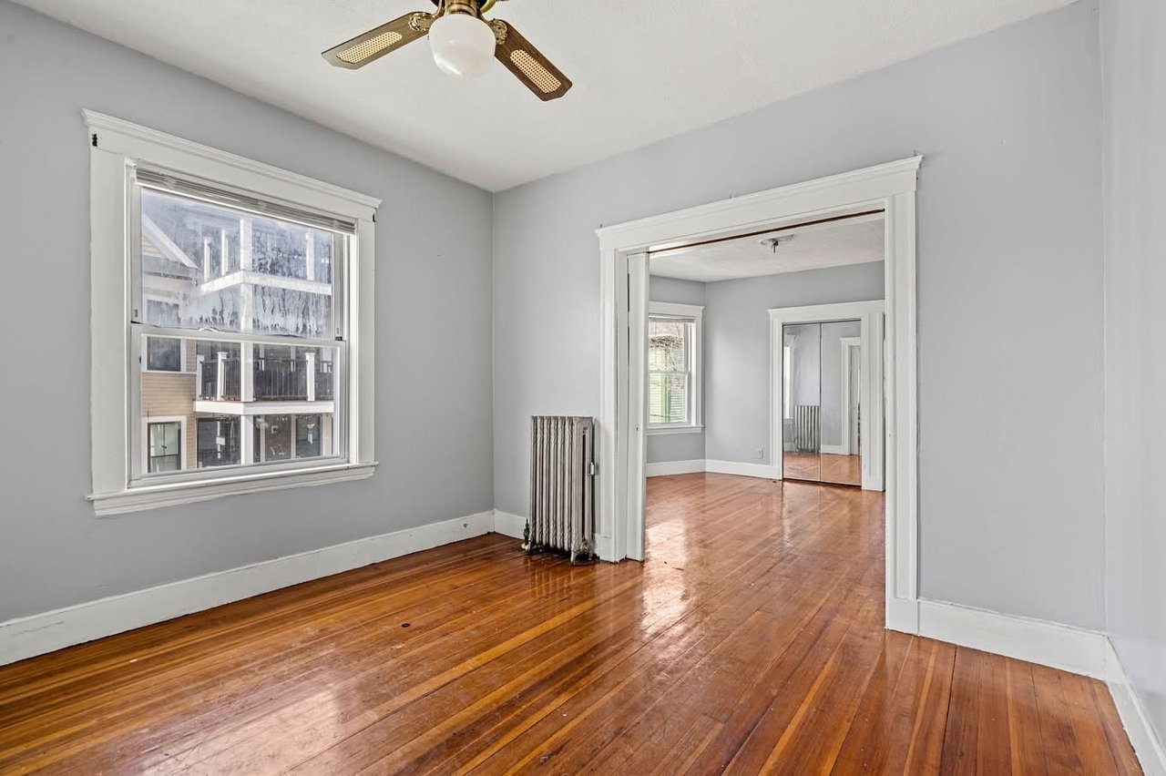 81 Sawyer Ave