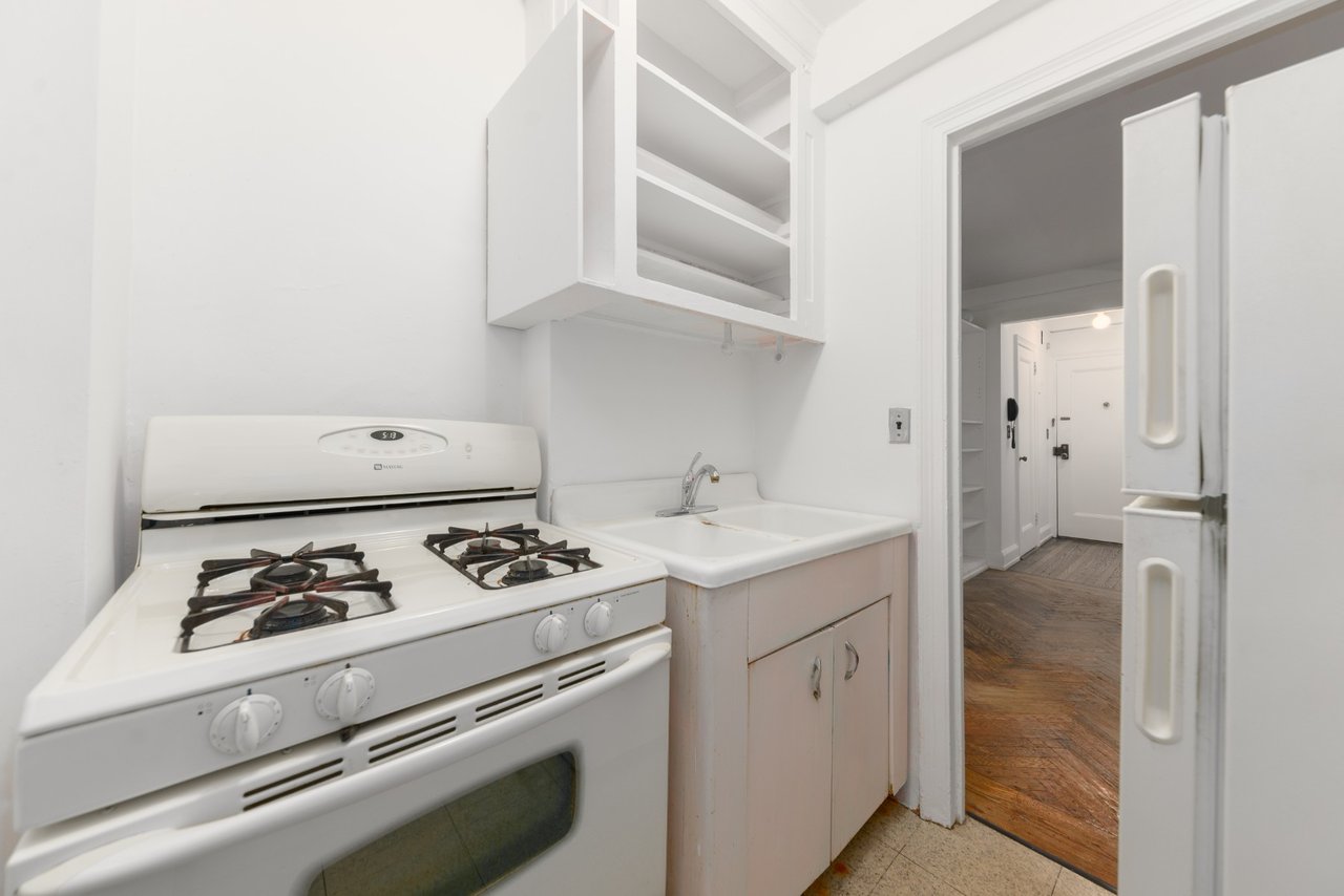336 West End Avenue, #4F