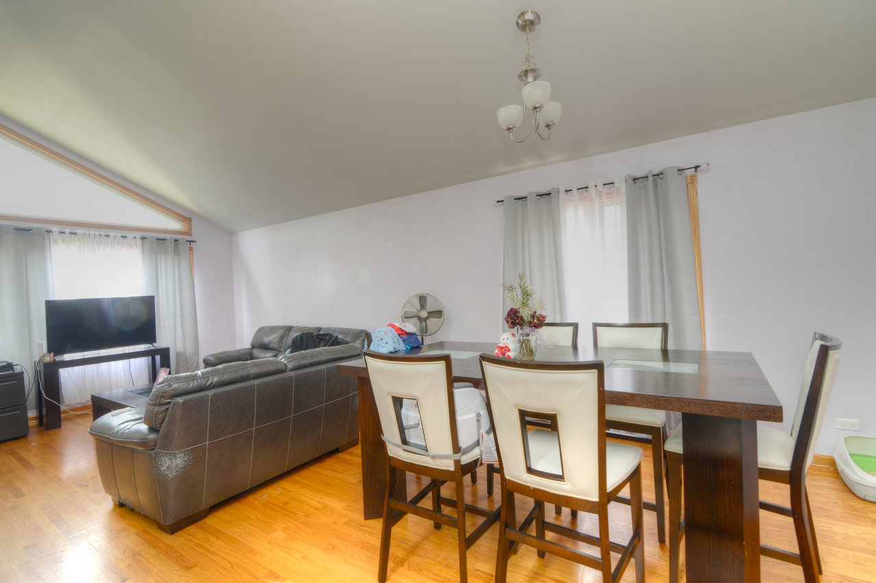 6616 S Knox Avenue, Chicago IL