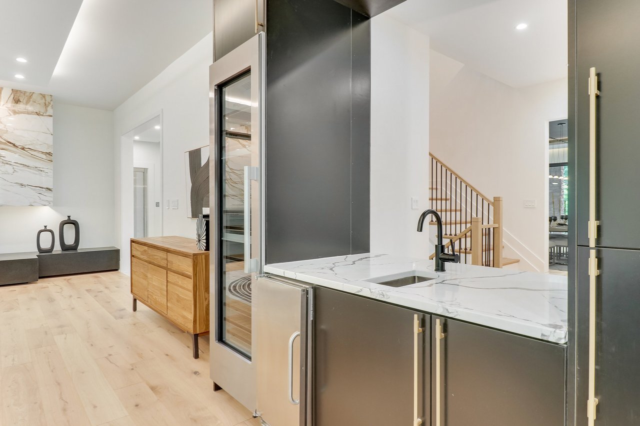 	  	1138 Basil Rd, Mclean, VA 22101