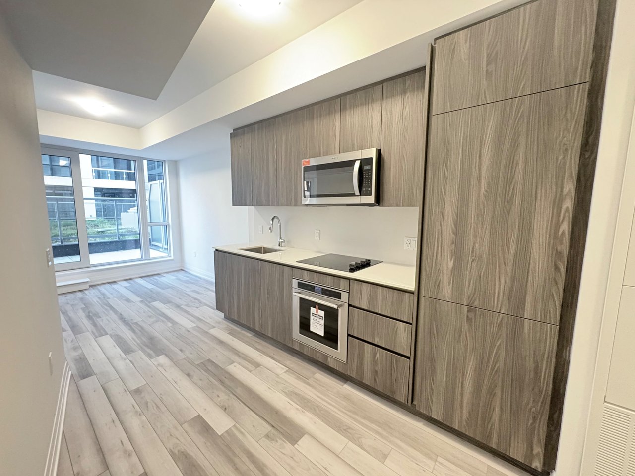 15 Richardson Street, Toronto Unit: 308