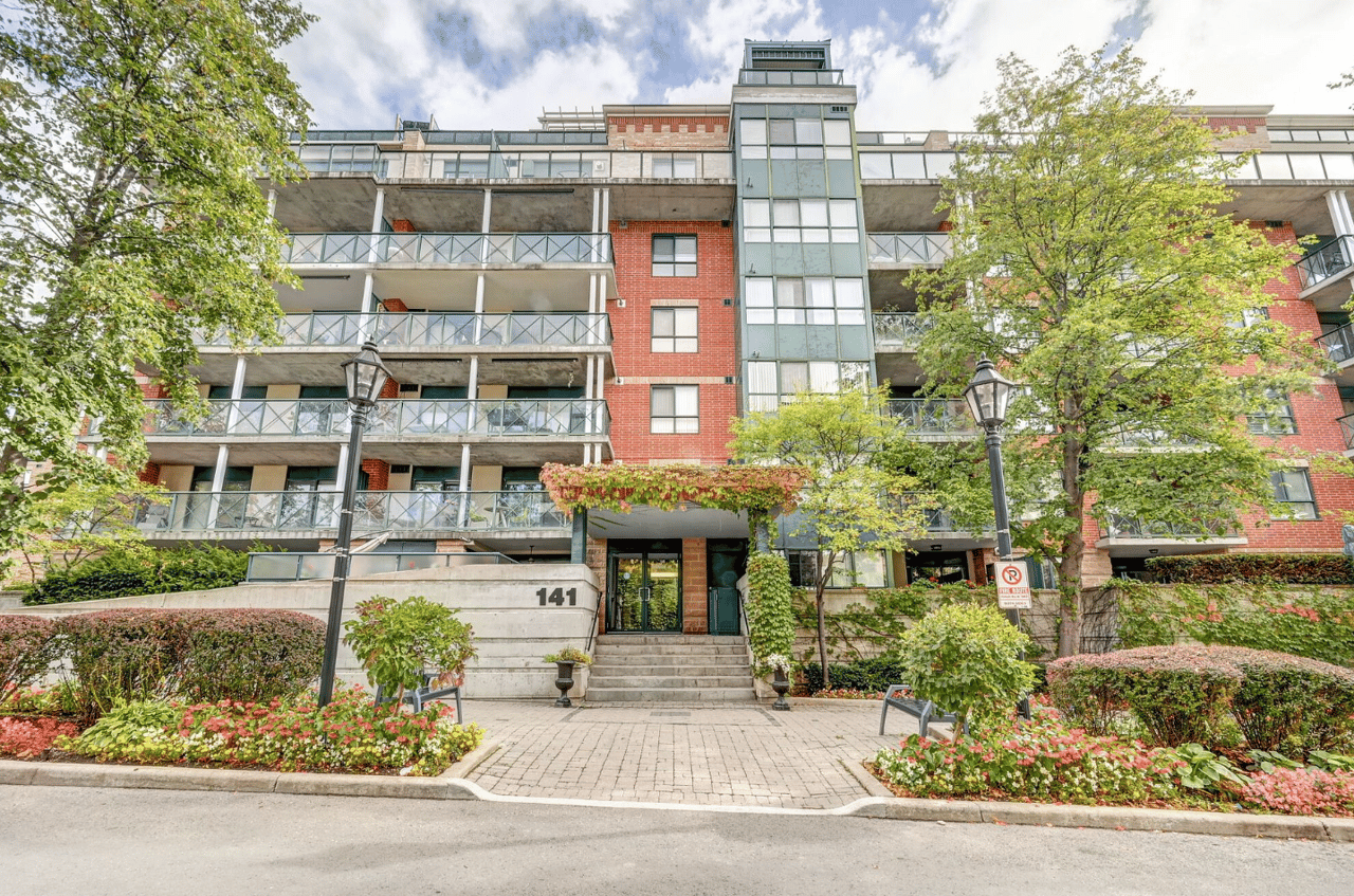 141 Woodbridge Ave W 206