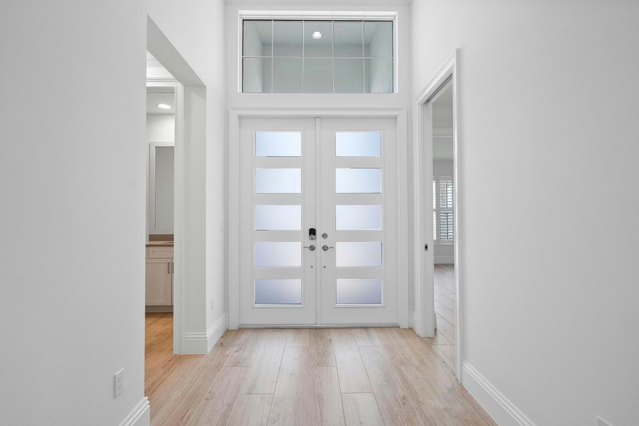 4226 Lucaya Pointe Wy