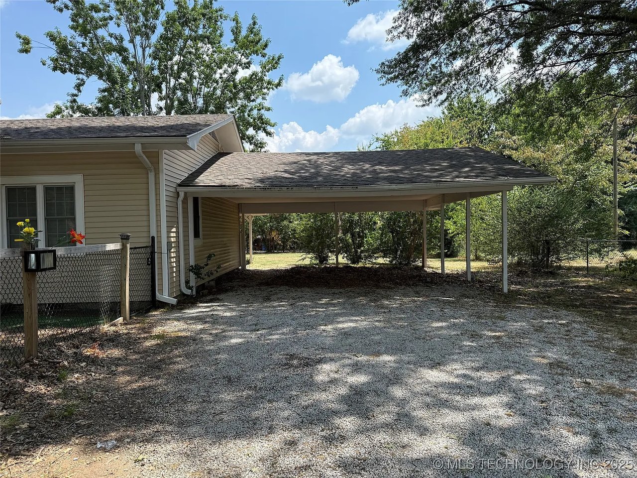 116 SW 5th St