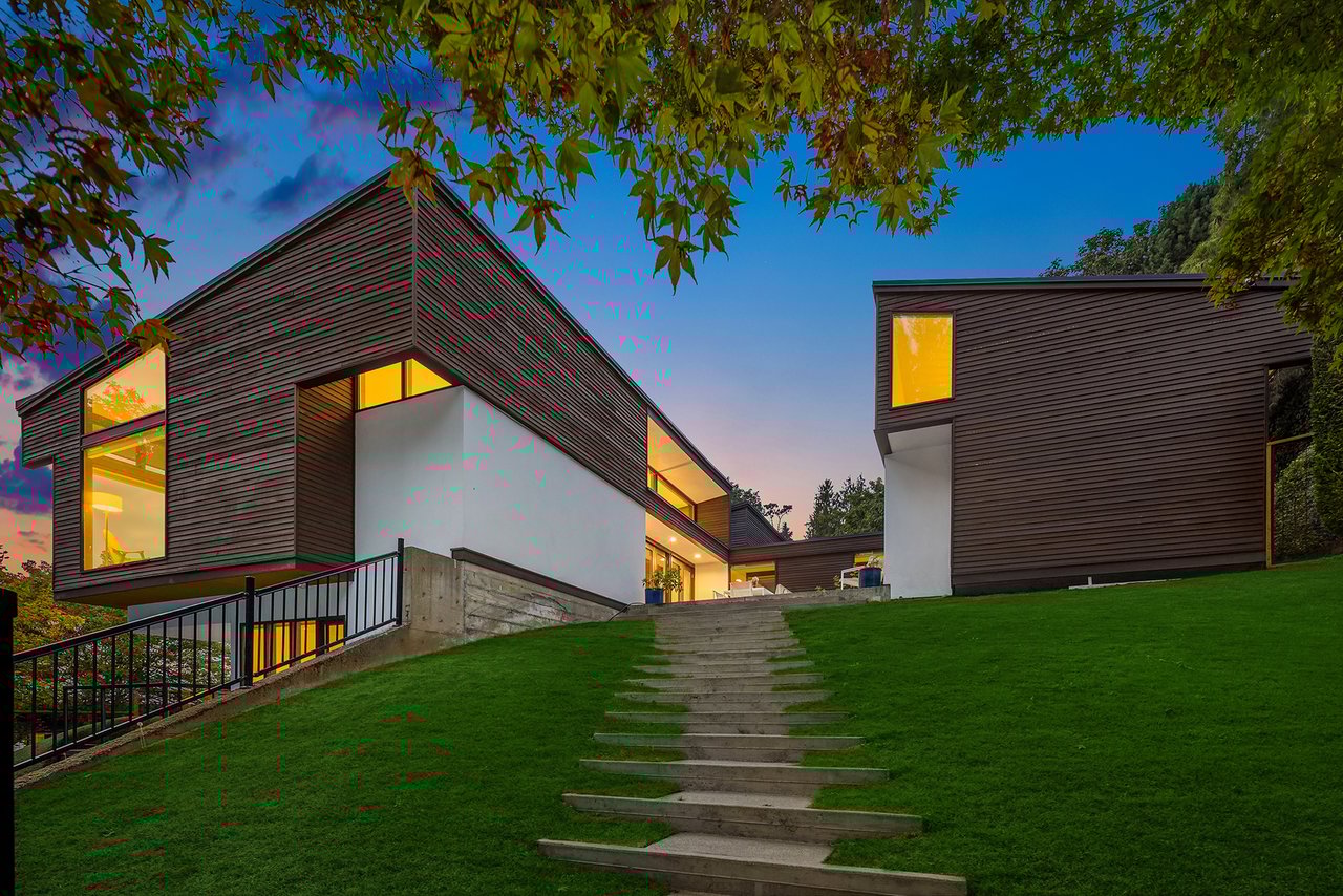 4343 W McLaren Street