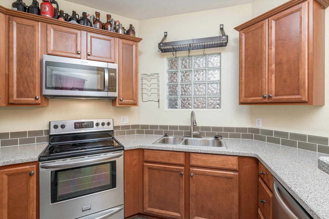 1681 W Canal Cir #124