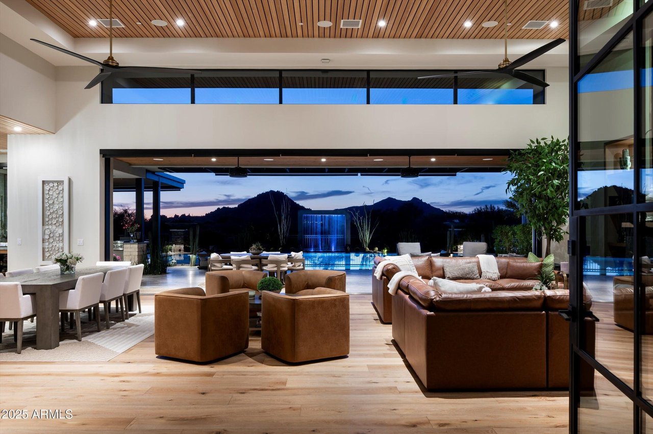 8328 E WHISPER ROCK TRL