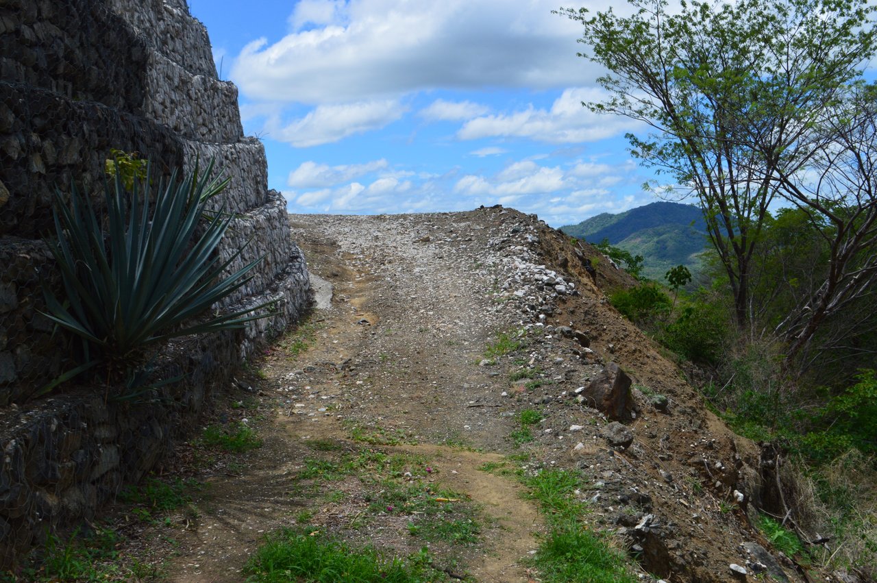 Pacific Heights Lot #18 | Dramatic Ocean & Mountain View Lot in Pacific Heights Near Playa Penca