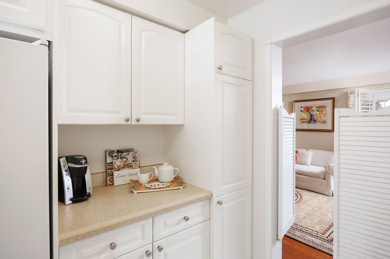 1415 Hazelton Boulevard 30