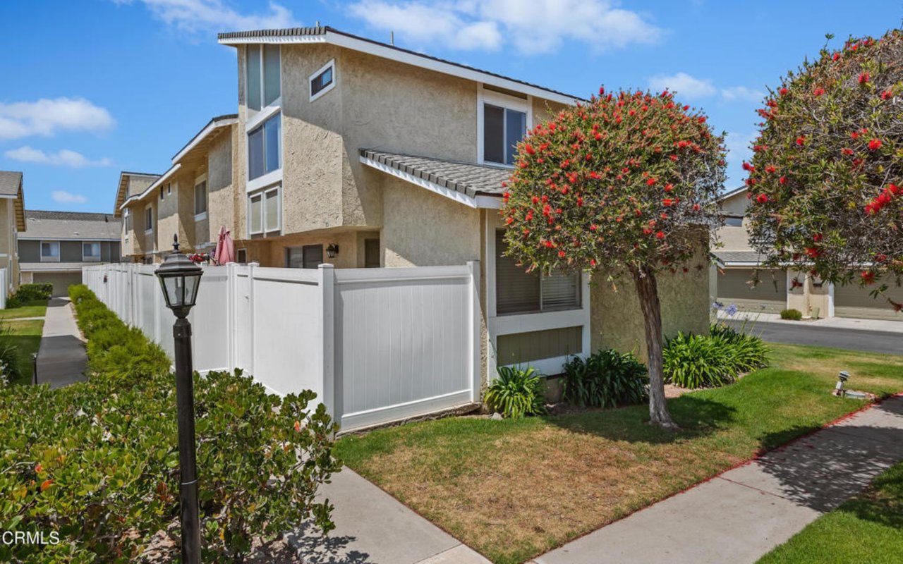 20 Bahia Cir