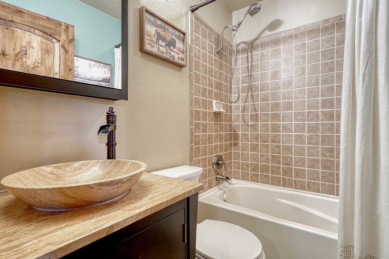 11125 Black Forest Road