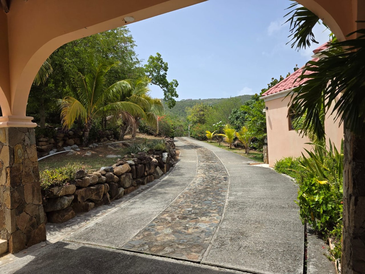 1136 Little Bay 5 Bedroom Home