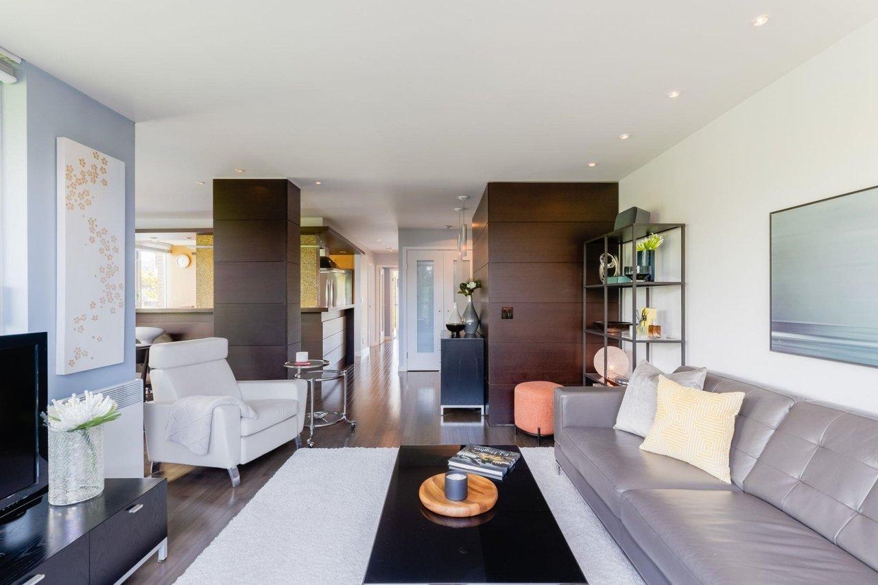 1633 W 10th Ave, #401