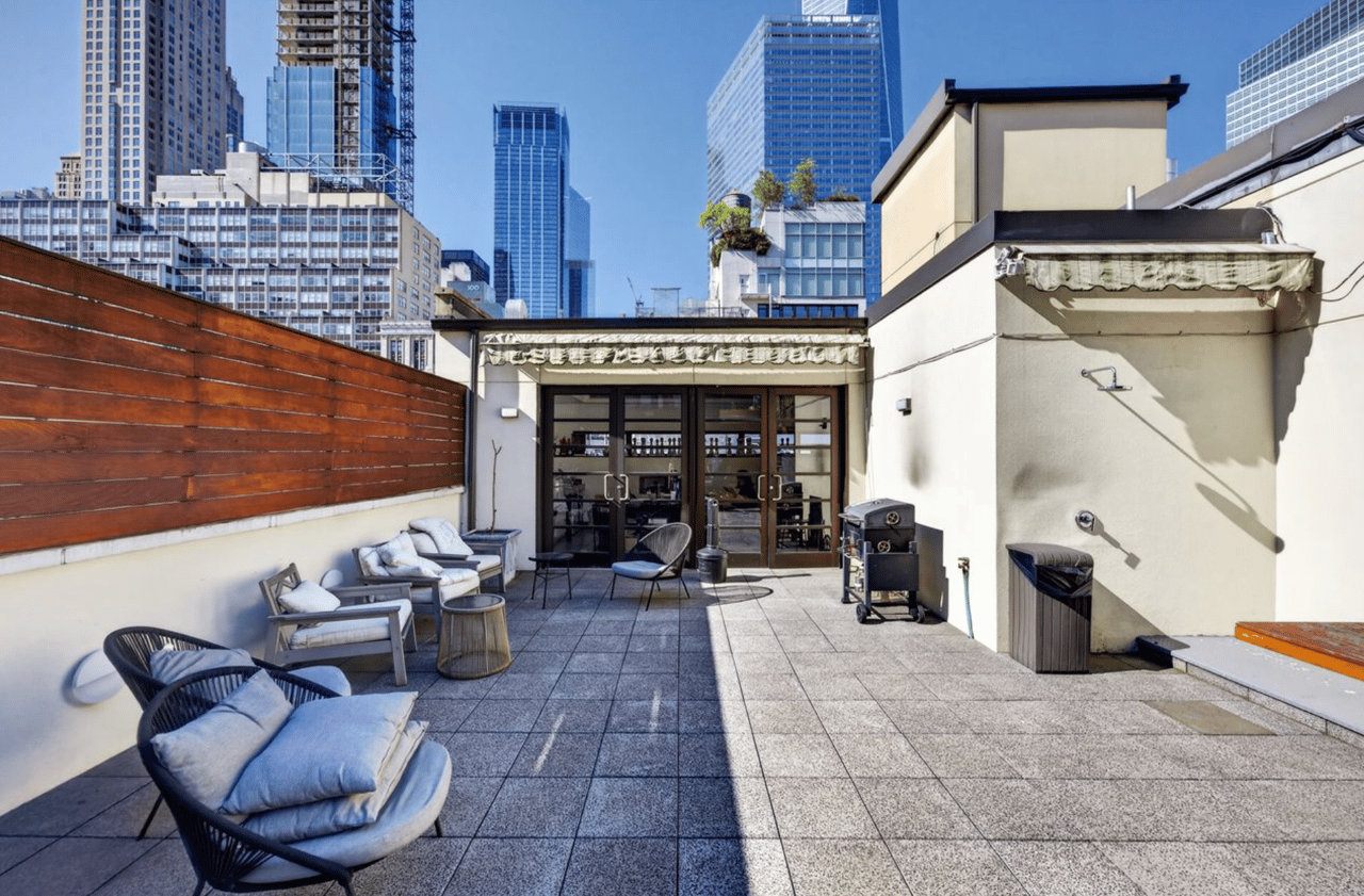 88 West Broadway