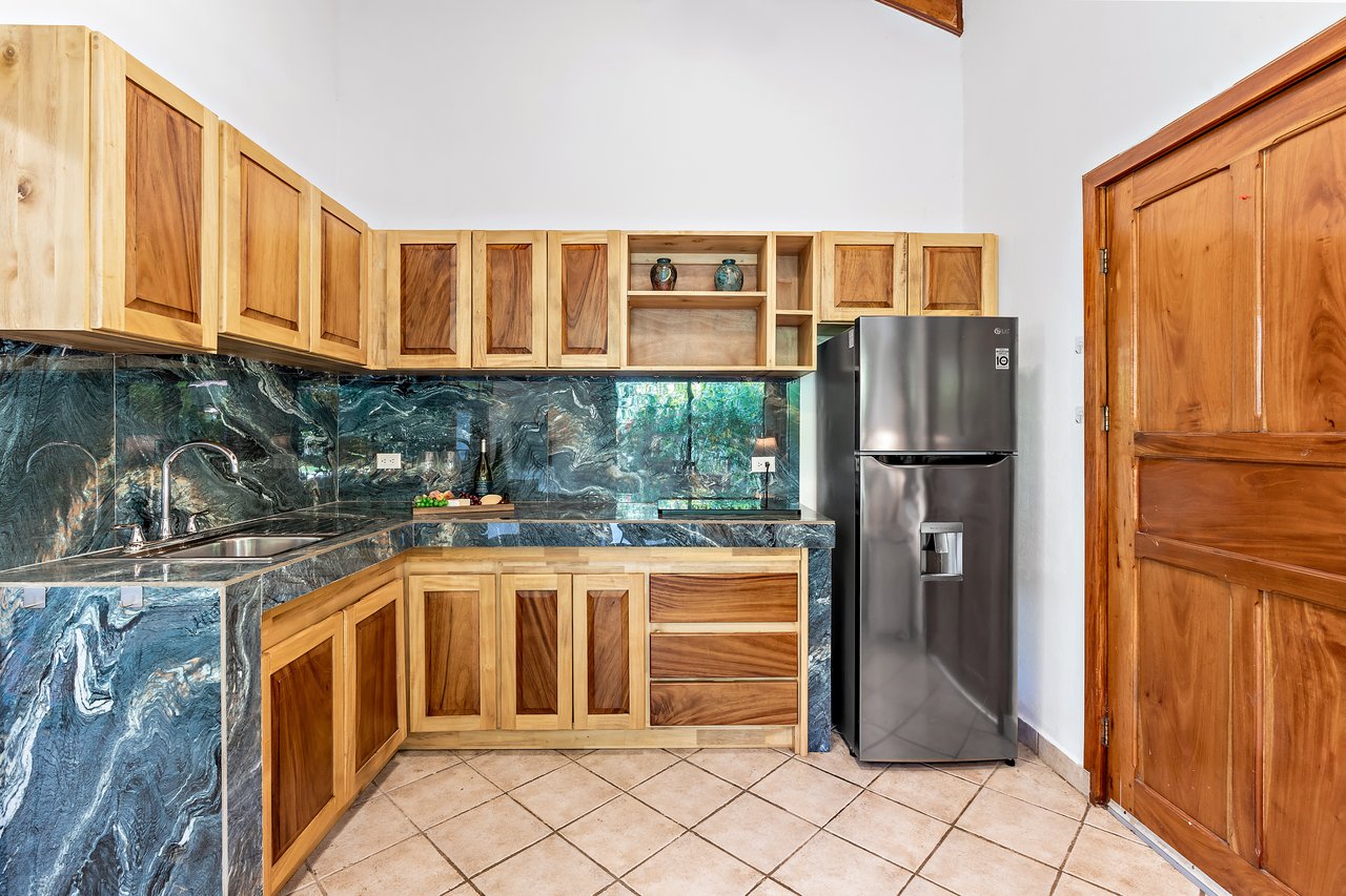 Villaggio Hideaway | Cozy beach side community hideaway condo