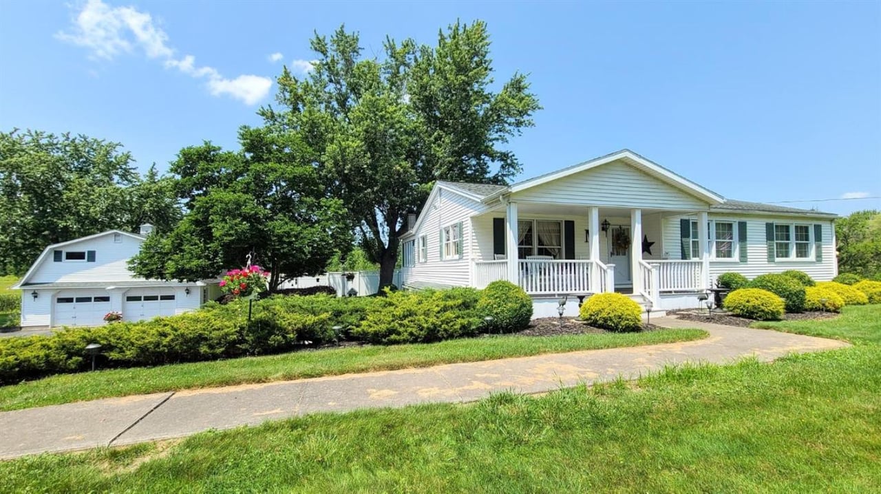 188 Main St