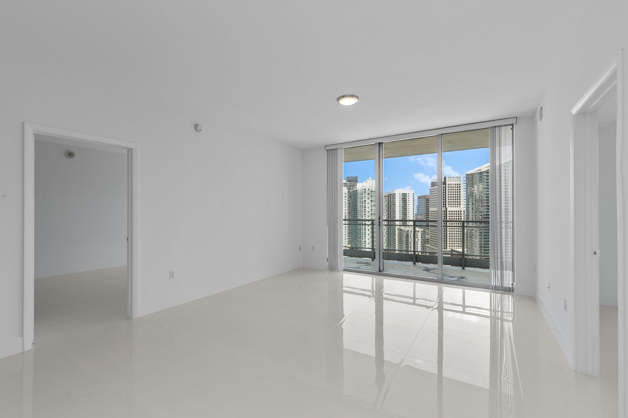 90 SW 3rd St Unit #3501 Miami 